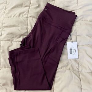 Zyia Plum Light N Tight Capri